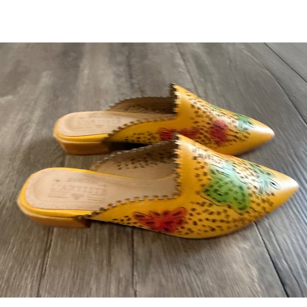 L'Artiste Spring Step Yellow Leather Butterfly Laser Cut Mules Shoes Womens 37 - Picture 3 of 7